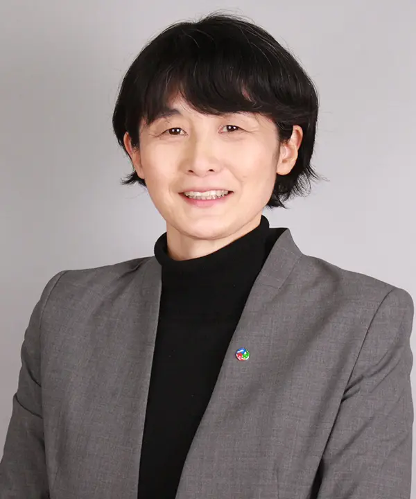 直井 里予